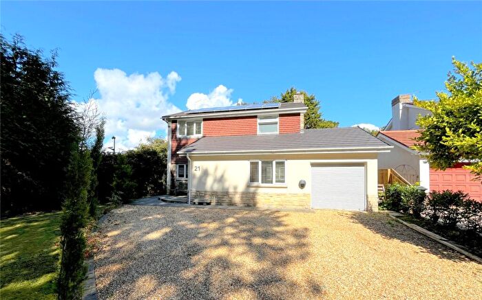 4 Bedroom Detached House For Sale In Barnfield, Highcliffe, Christchurch, Dorset, BH23