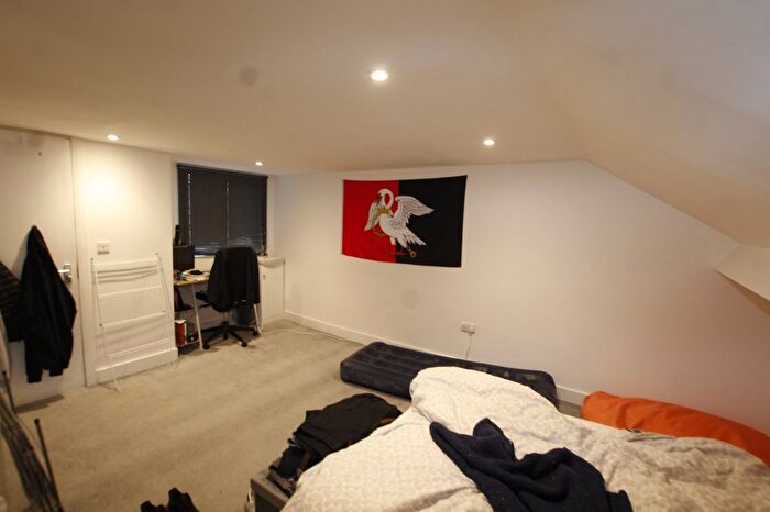 6 Bedroom Terraced House To Rent In Watkin Street, Nottingham, NG3