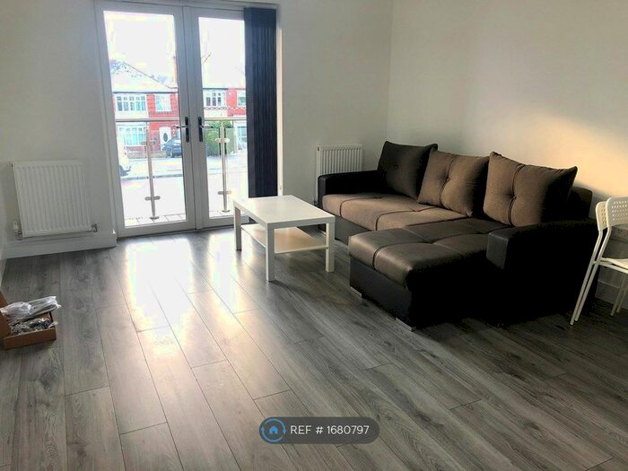 1 Bedroom Flat To Rent In Saffron Lane, Leicester, LE2