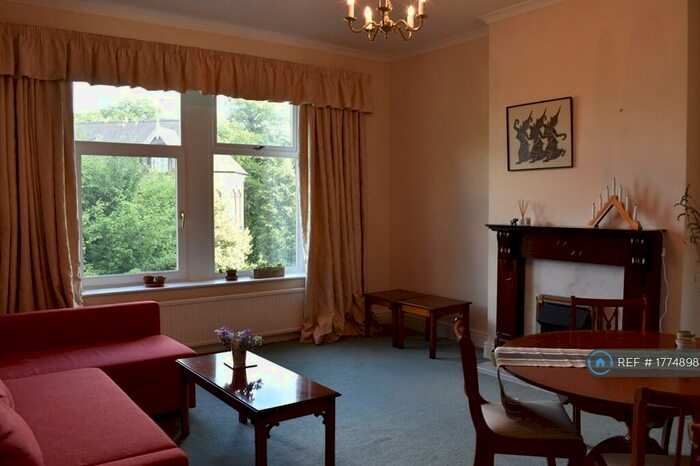 2 Bedroom Flat To Rent In Priory Road, Sheffield, S7