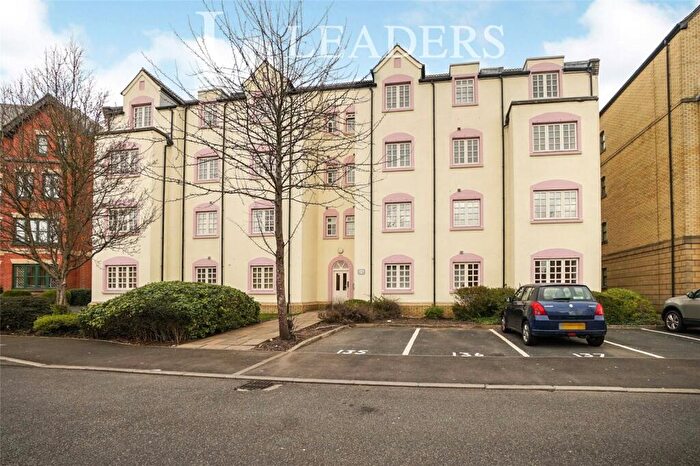 2 Bedroom Flat To Rent In Hadfield Close, Manchester, M14