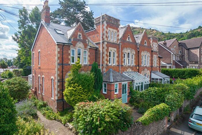 5 Bedroom Semi-detached House For Sale In Hornyold Road, Malvern, WR14