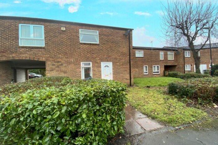 2 Bedroom Flat To Rent In Petteril, Washington, NE38