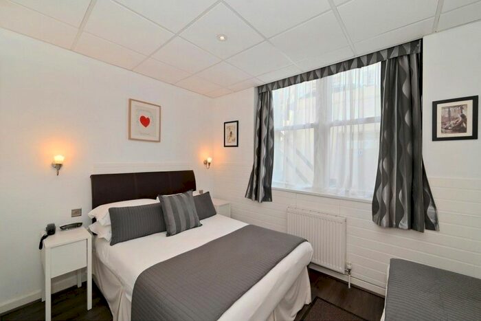 Studio To Rent In Charlwood Street, Pimlico SW1V