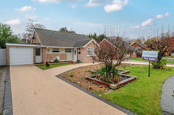 2 Bedroom Detached Bungalow For Sale In Christchurch Crescent, West Meads, PO21