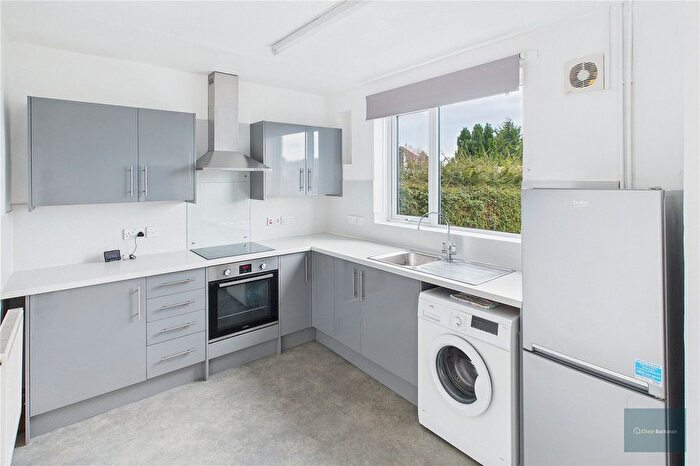 2 Bedroom Detached House To Rent In North Way, Bath, BA2
