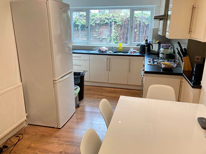 5 Bedroom Terraced House To Rent In Very Near Maunder Road Area, Hanwell, W7