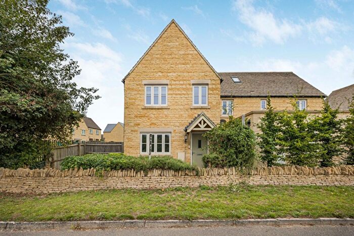 3 Bedroom End Of Terrace House For Sale In Cirencester Road, Tetbury, Gloucestershire, GL8