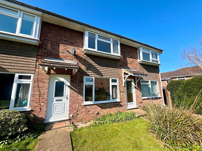 2 Bedroom Terraced House To Rent In Buckhurst Close, Lewes, BN7