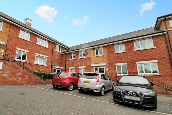 2 Bedroom Flat To Rent In Ratcliffe Court, Ipswich Road, Colchester, CO4