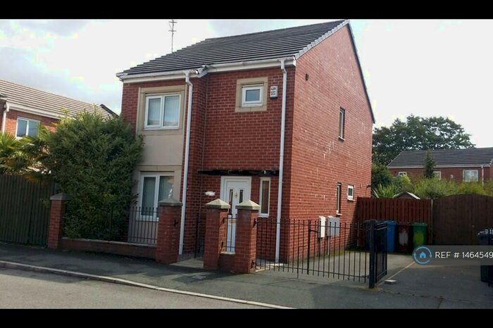 3 Bedroom Detached House To Rent In Warde Street, Manchester, M15