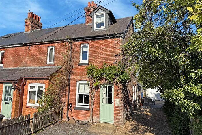 3 Bedroom End Terrace House For Sale In Wheeler Lane, Witley, Godalming, GU8