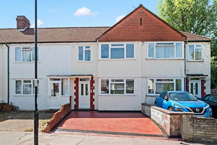 3 Bedroom Terraced House For Sale In Ockley Road, Croydon, CR0