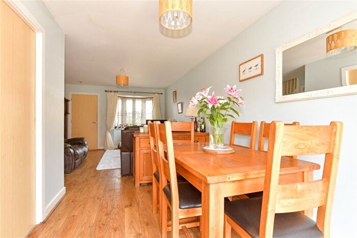 3 Bedroom Semi-Detached House For Sale In Larch End, Minster On Sea, Sheerness, Kent, ME12