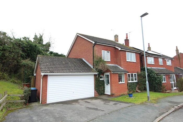 4 Bedroom Detached House For Sale In The Dell, Ullesthorpe, LE17