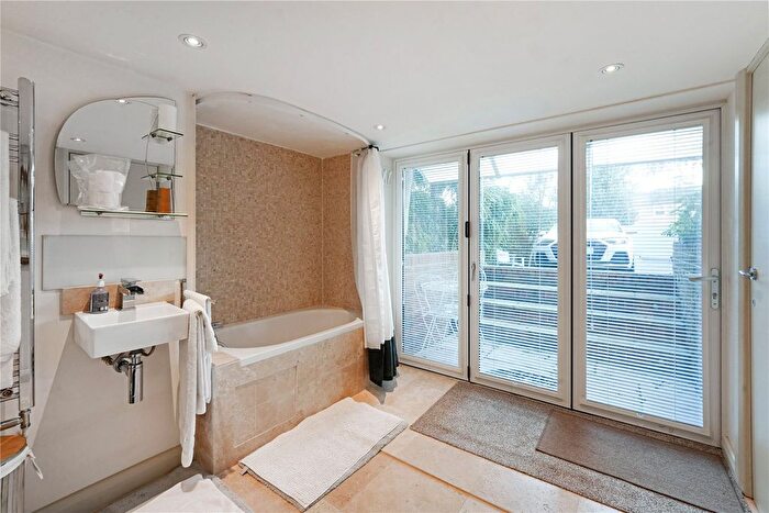 1 Bedroom Studio To Rent In Church Hill, London, SW19