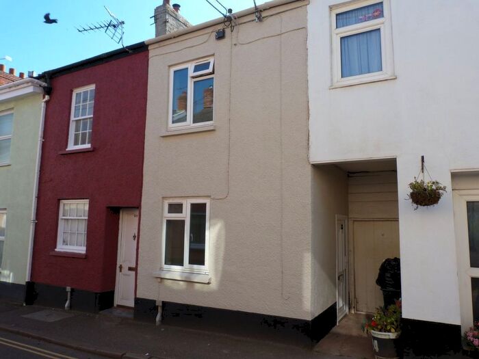 2 Bedroom Terraced House To Rent In New Street, Cullompton, EX15