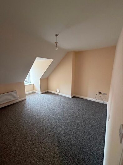 3 Bedroom Flat To Rent In Woodland Road, Bristol, BS8