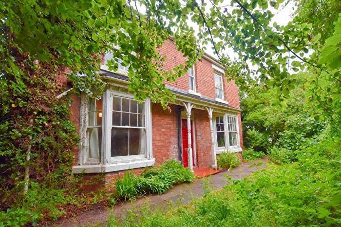 4 Bedroom Detached House For Sale In Grosvenor Road, Market Drayton, TF9