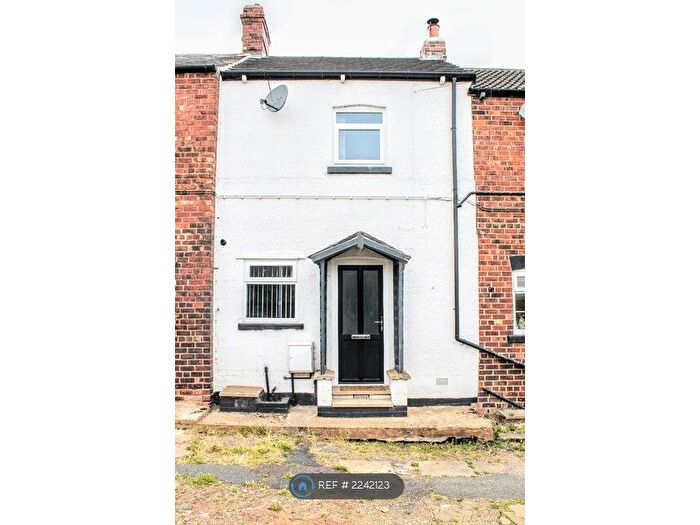 2 Bedroom Terraced House To Rent In Greenfield Terrace, Leeds, LS26
