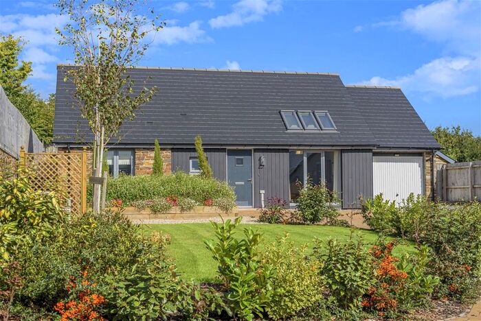 2 Bedroom Bungalow For Sale In French Furze Road, Blackawton, Totnes, TQ9