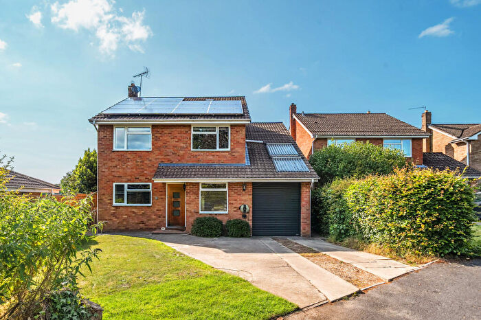 4 Bedroom Detached House For Sale In Canada Rise, Market Lavington, SN10