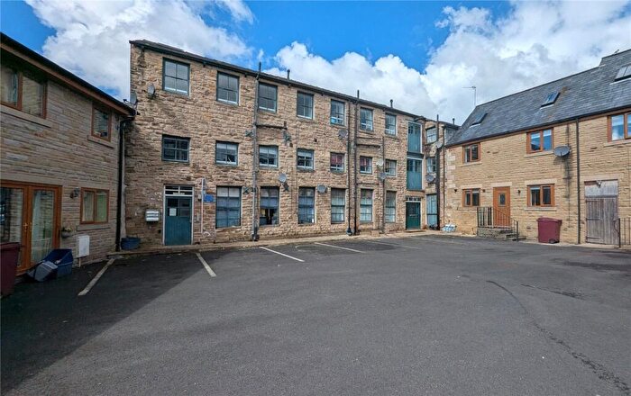 2 Bedroom Flat For Sale In Ightenhill Street, Padiham, Burnley, Lancashire, BB12