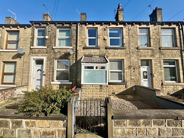 2 Bedroom Terraced House For Sale In Senior Street, Moldgreen, Huddersfield, HD5