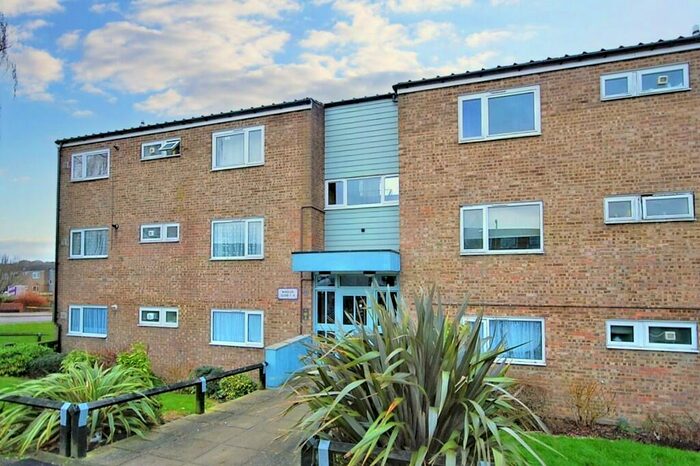 2 Bedroom Apartment To Rent In Wheeler Close, Colchester, Essex, CO4