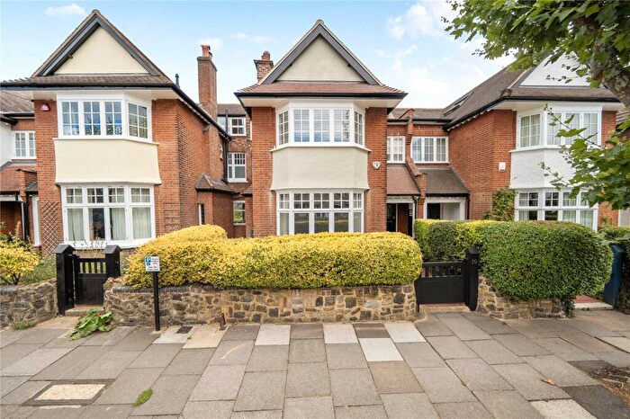6 Bedroom House For Sale In Fortismere Avenue, London, N10
