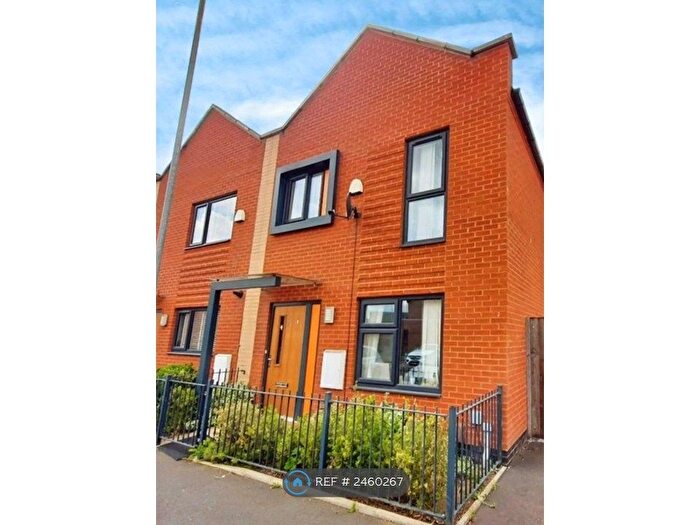 3 Bedroom Terraced House To Rent In Scanlon Lane, Salford, M5