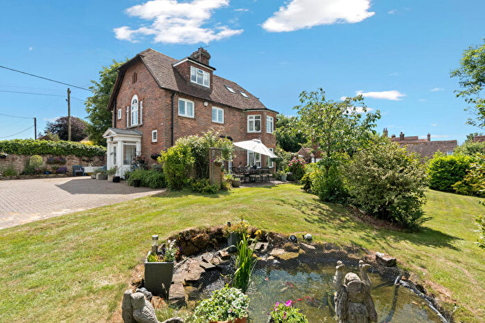 5 Bedroom Detached House For Sale In Boreham Street, Hailsham, BN27