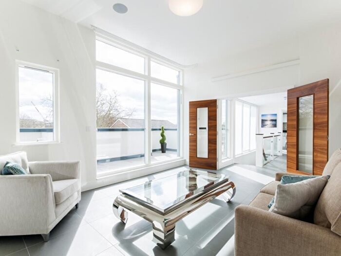 3 Bedroom Penthouse To Rent In Cranham Street, Oxford, OX2