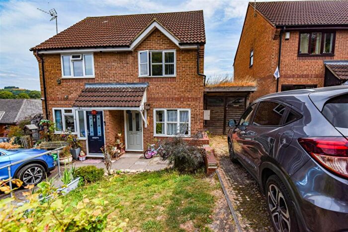 2 Bedroom Semi-Detached House For Sale In Sutton Close, Dursley, GL11
