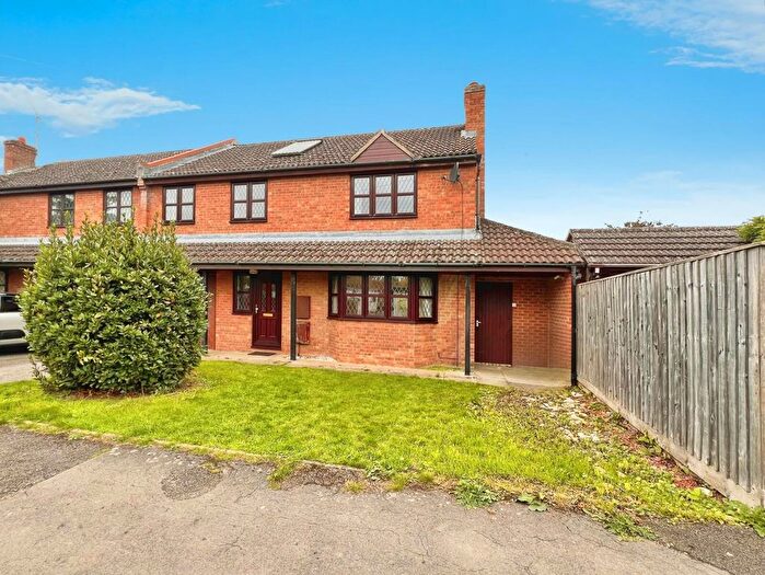 4 Bedroom Semi-Detached House For Sale In St. James Terrace, Radley, Abingdon, Oxfordshire, OX14
