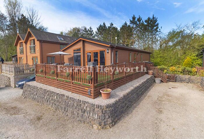 3 Bedroom Property For Sale In Borwick Lane, Dock Acres, Carnforth, LA6
