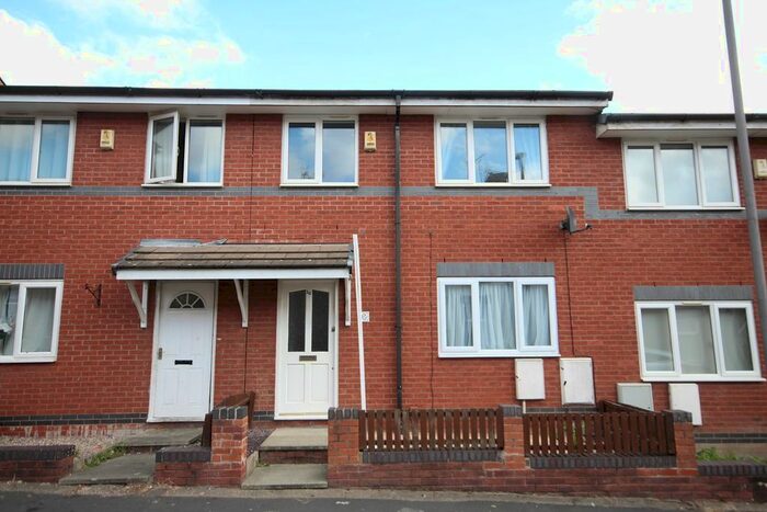 3 Bedroom Terraced House To Rent In Fidler Street, St Helens, WA10