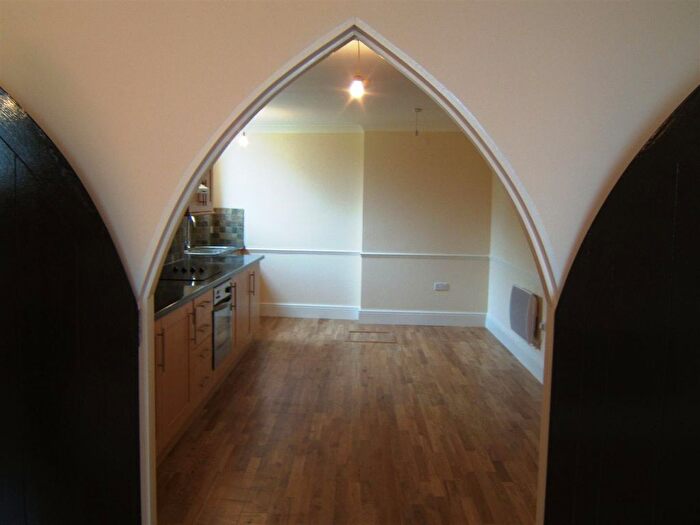 1 Bedroom Flat To Rent In South Downs, Redruth, Cornwall, TR15