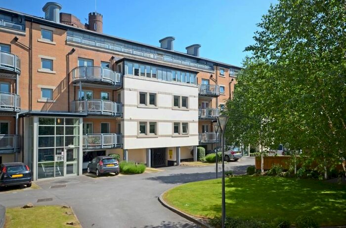 2 Bedroom Flat To Rent In John Walker House, Dixons Yard, Walmgate, York, YO1