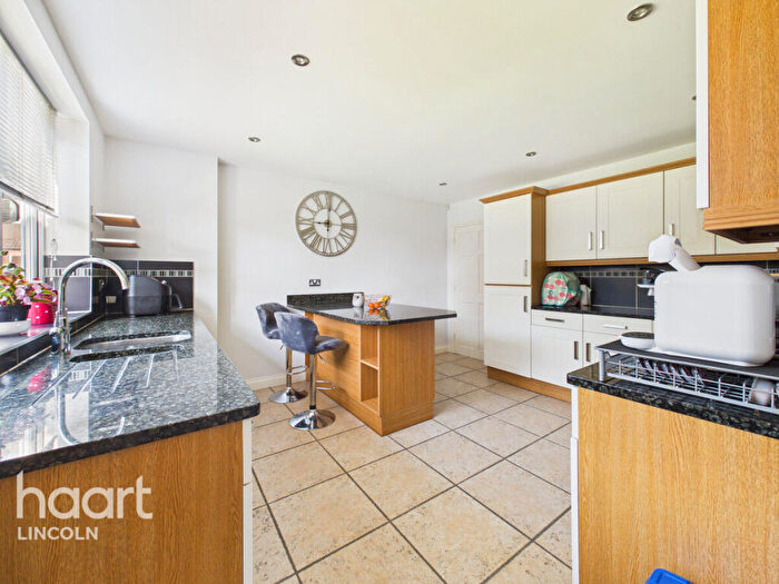 4 Bedroom Detached House For Sale In The Paddocks, Newton On Trent, LN1