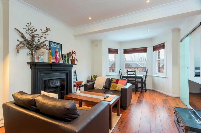 2 Bedroom Flat To Rent In Goldhurst Terrace, South Hampstead, NW6