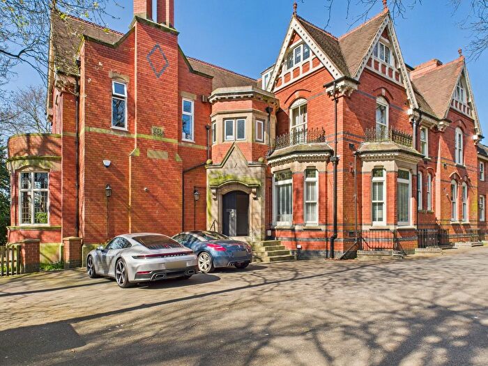 3 Bedroom Flat For Sale In Anchorage Road, Sutton Trinity, Sutton Coldfield, B74