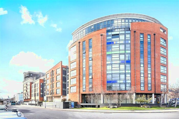 2 Bedroom Apartment To Rent In Kennet Street, Reading, Berkshire, RG1