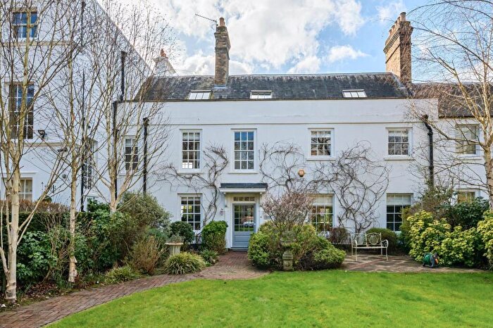 5 Bedroom Terraced House For Sale In Winkfield Lane, Winkfield, Berkshire, SL4