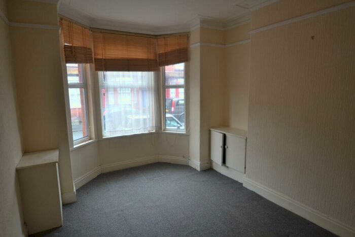 4 Bedroom Terraced House To Rent In Furness Road, Fallowfield, Manchester, M14
