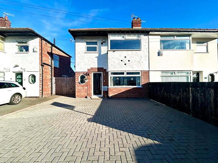 3 Bedroom Semi Detached House For Sale In Durley Drive, Prenton, Merseyside, CH43