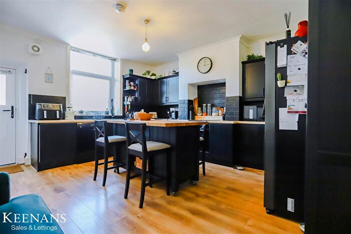 2 Bedroom Terraced House For Sale In Burnley Road, Clowbridge, Burnley, BB11