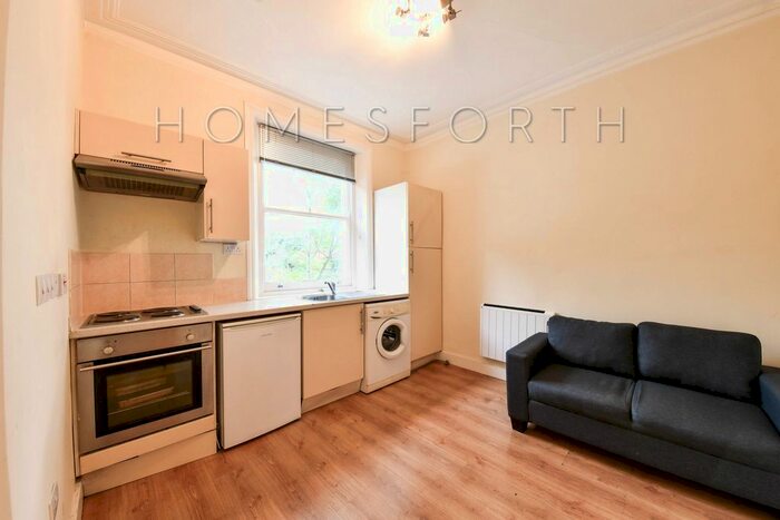 1 Bedroom Flat To Rent In Chichele Road, Cricklewood, NW2