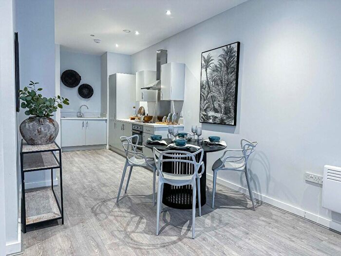 1 Bedroom Apartment For Sale In Sky Gardens, Liverpool, L22