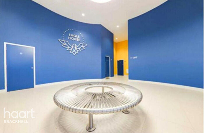 1 Bedroom Apartment To Rent In The Ring, Bracknell, RG12